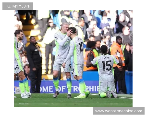 曼城对阵阿森纳哈兰德多纳鲁马首发